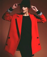 siyah kadın elbise kış kırmızı mont uzun kaşe ceket