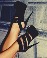 siyah süet bantlı gece ayakkabısı topuklu ayakkabı